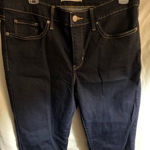 Levi straight leg jeans